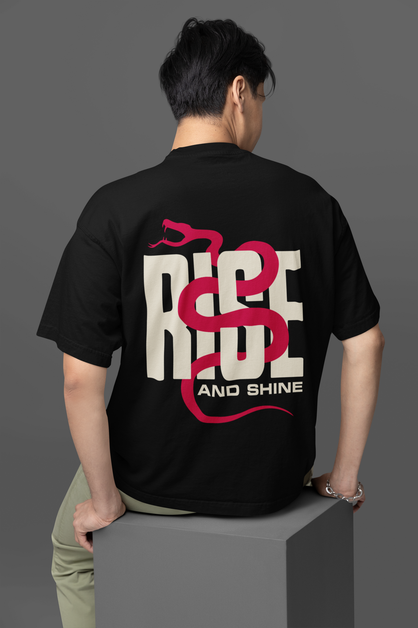 RISE AND SHINE OVERSIZED T-SHIRT