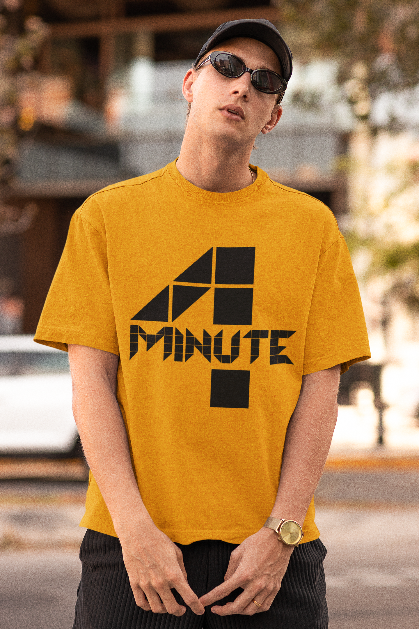 4 MINUTE - PREMIUM OVERSIZED T-SHIRT