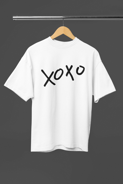 XOXO - PREMIUM UNISEX OVERSIZED T-SHIRT