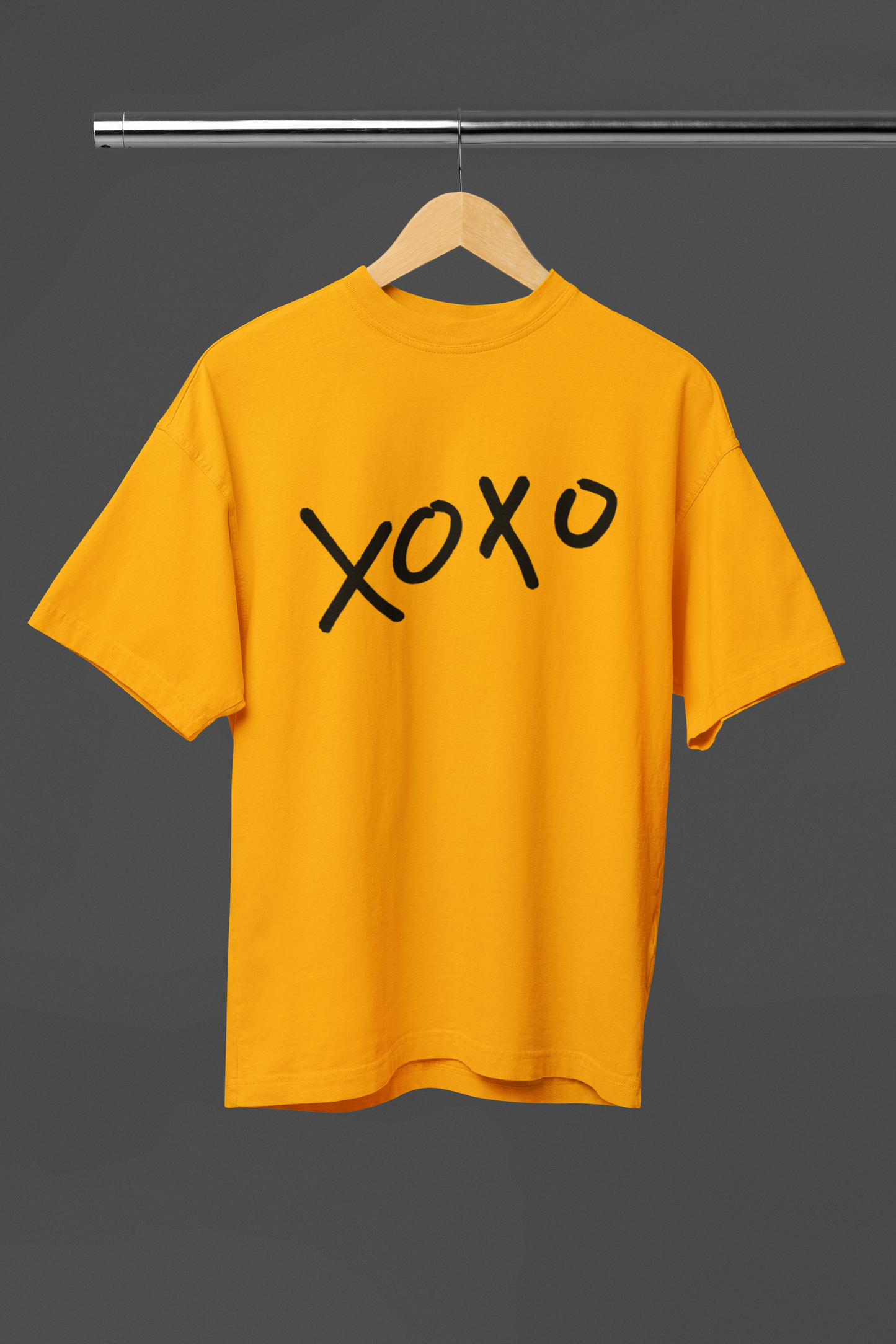 XOXO - PREMIUM UNISEX OVERSIZED T-SHIRT