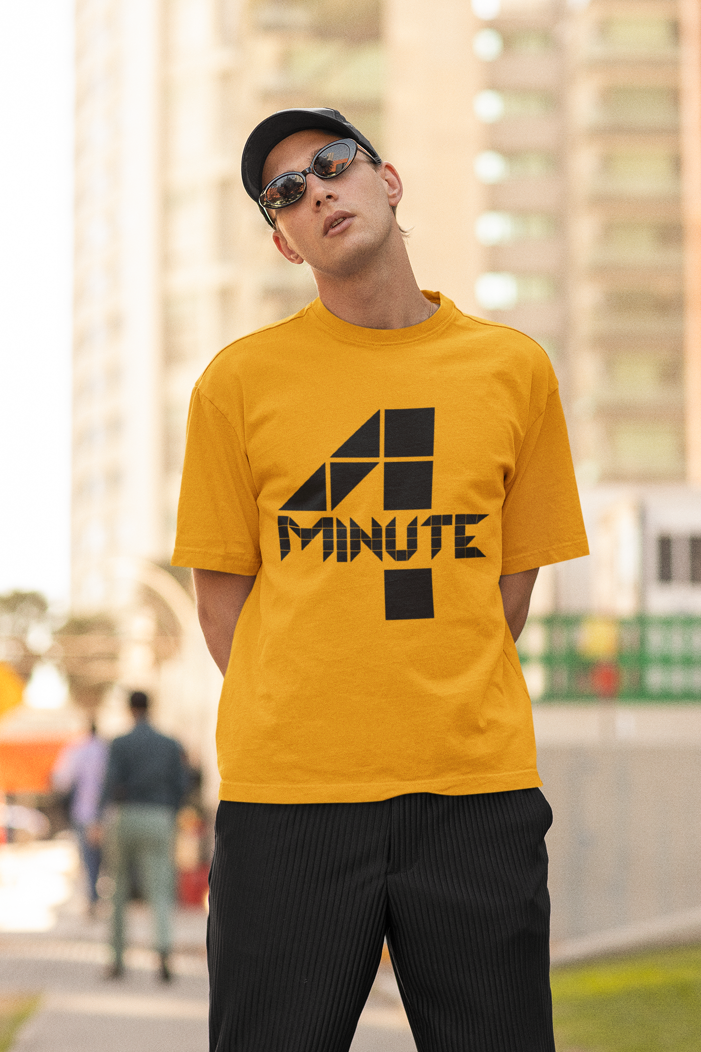 4 MINUTE - PREMIUM OVERSIZED T-SHIRT