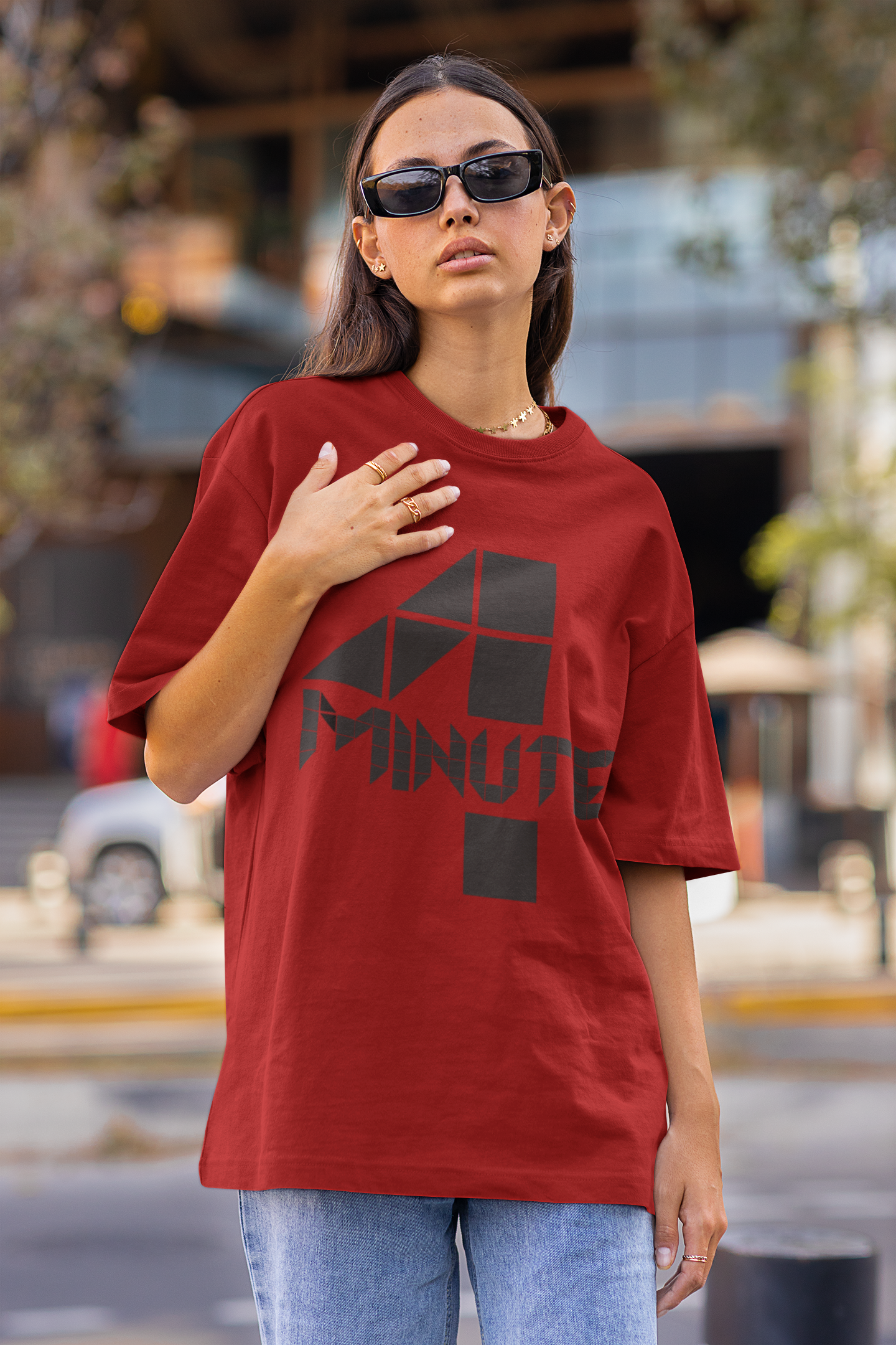 4 MINUTE - PREMIUM OVERSIZED T-SHIRT