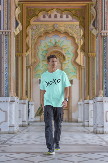 XOXO - PREMIUM UNISEX OVERSIZED T-SHIRT