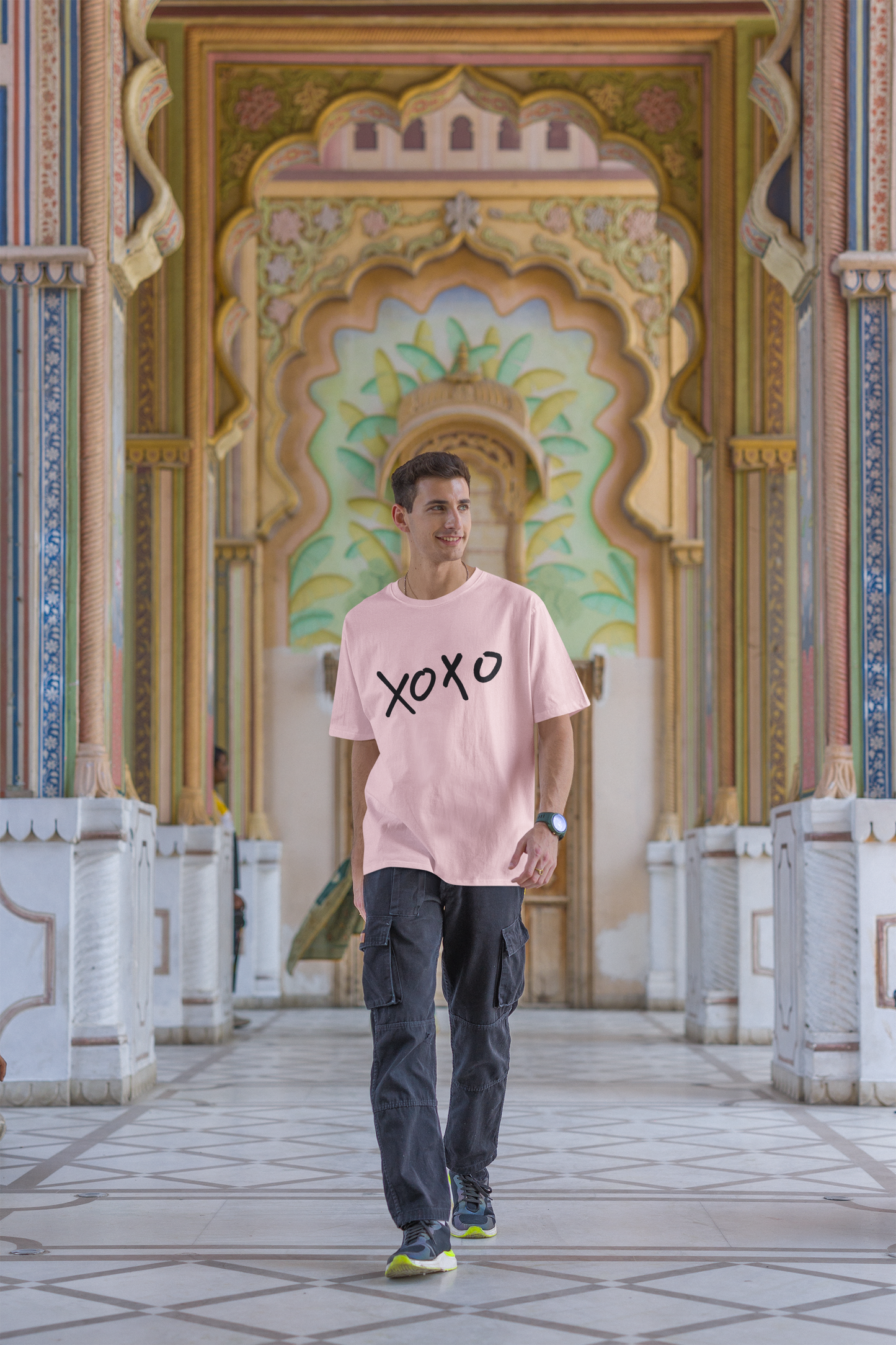 XOXO - PREMIUM UNISEX OVERSIZED T-SHIRT