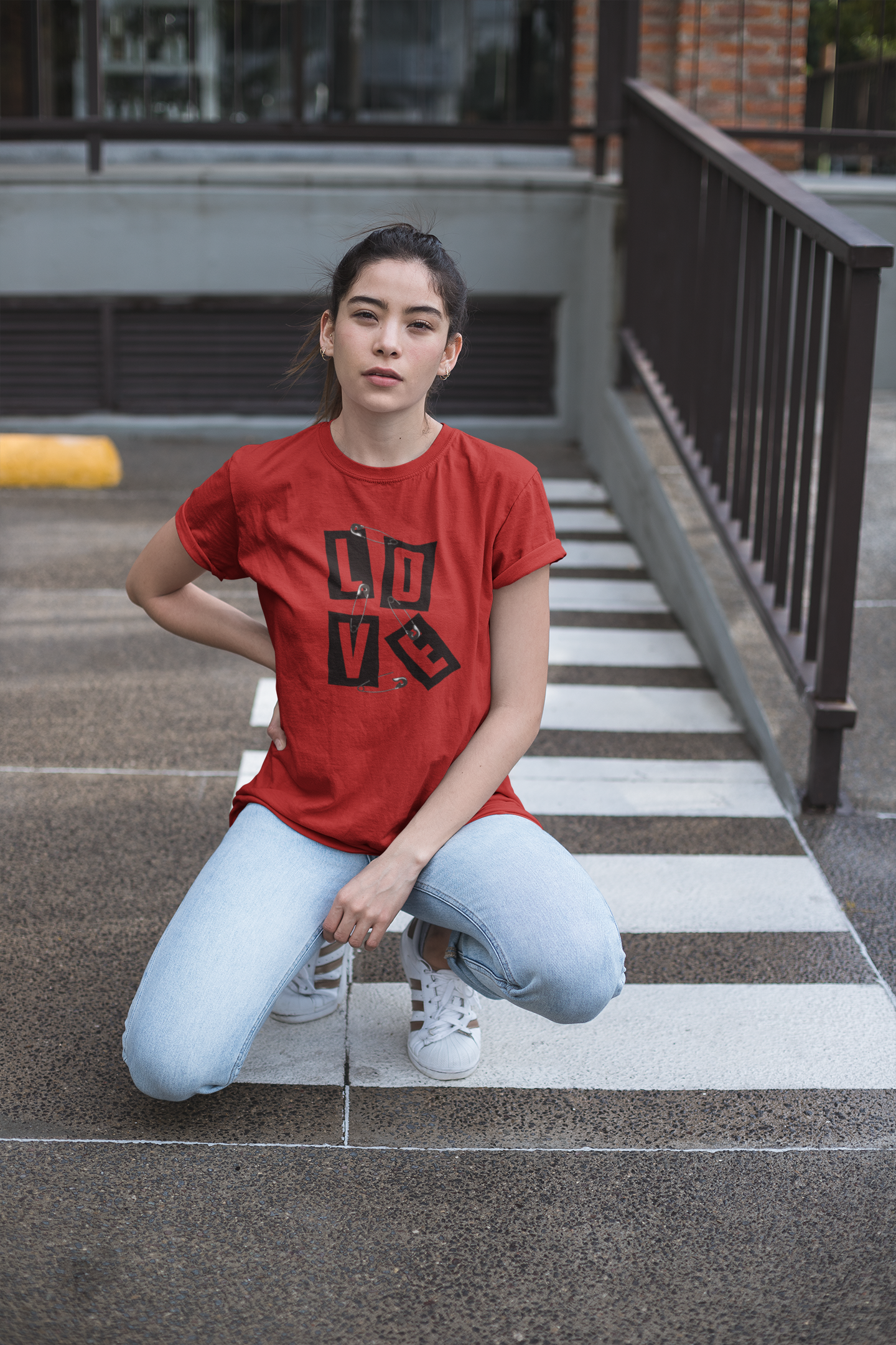 LOVE - WOMEN CLASSIC T-SHIRT