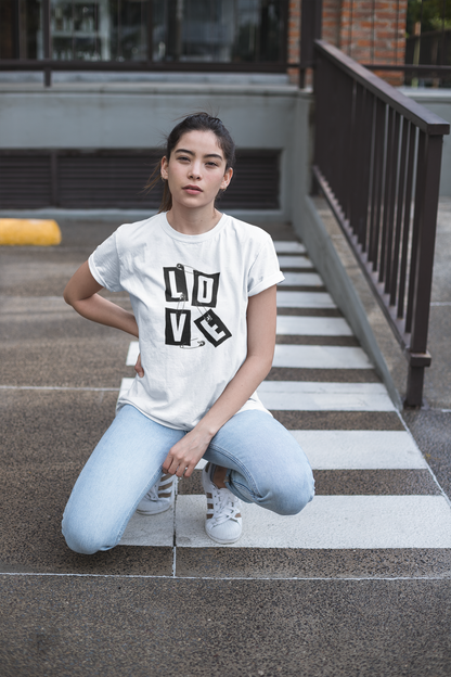 LOVE - WOMEN CLASSIC T-SHIRT