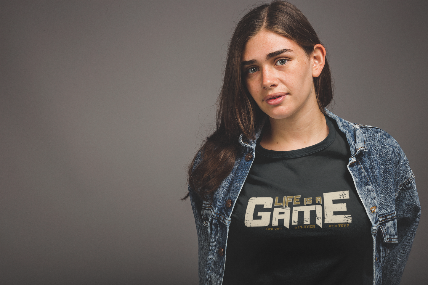 LIFE IS A GAME - WOMEN CLASSIC T-SHIRT