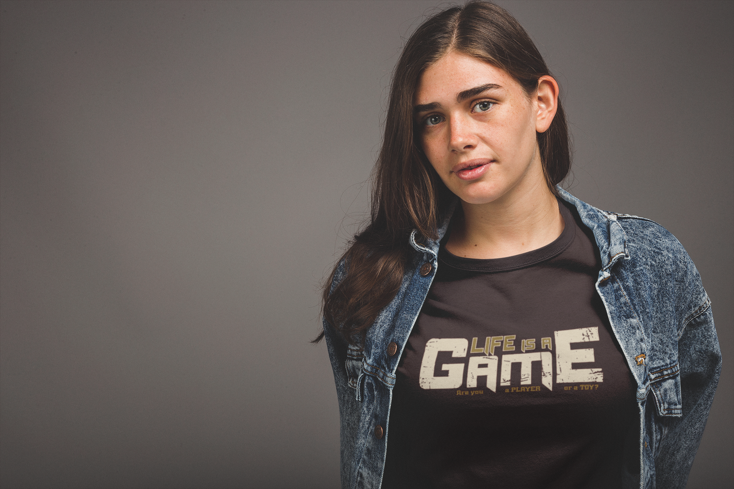 LIFE IS A GAME - WOMEN CLASSIC T-SHIRT